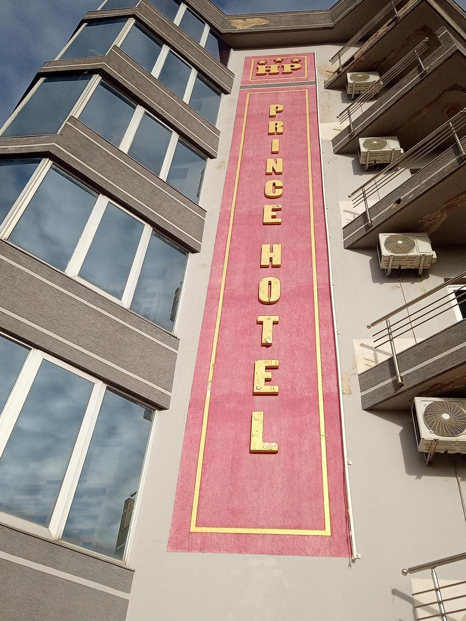 Prince Hotel Fier Exterior photo
