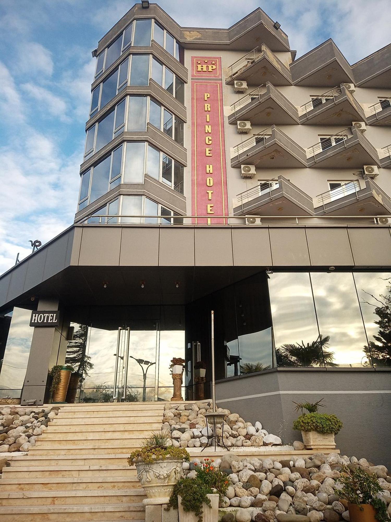 Prince Hotel Fier Exterior photo